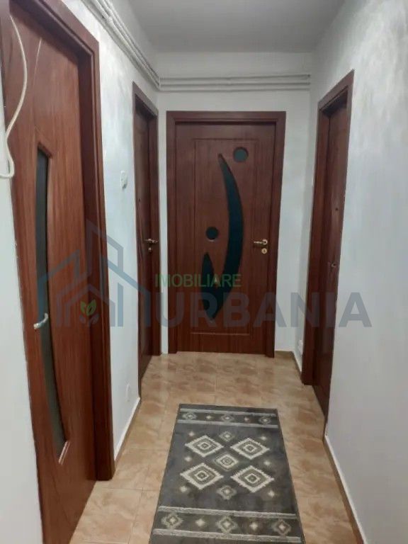 Închiriere apartament 2 camere decomandat, etaj 10/10, central, Iași - Poză 2