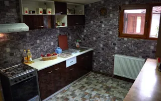 Casa de vacanta | Investitie | zona montana - padure | Arges | Leresti - Poză 13