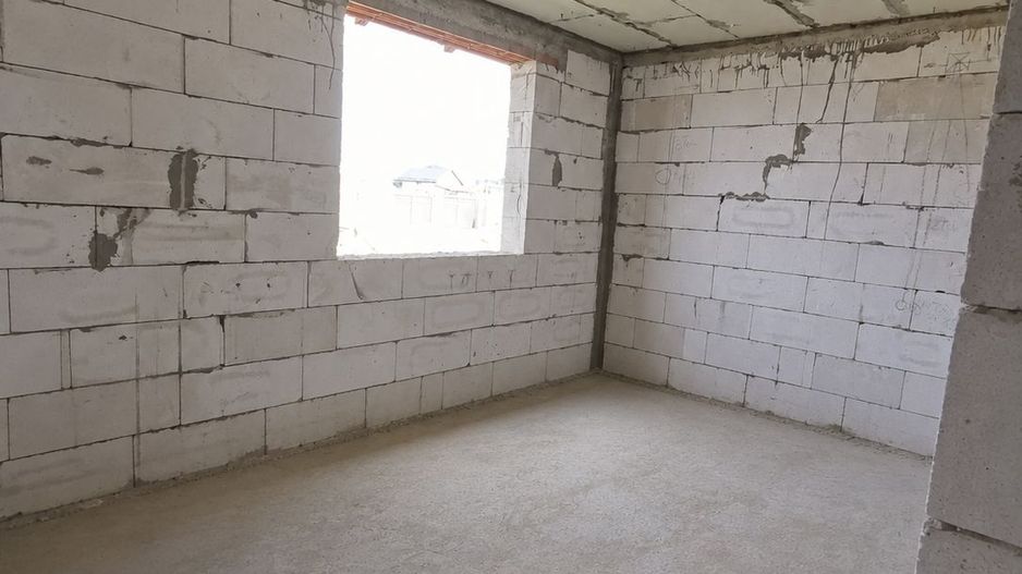 Casa la rosu în Plaiul Vulcănești - Poză 6