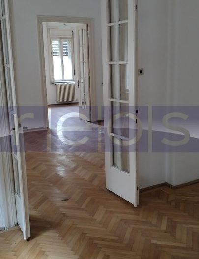 Casa 4 camere + dependinte curte proprie- Floreasca - Poză 1