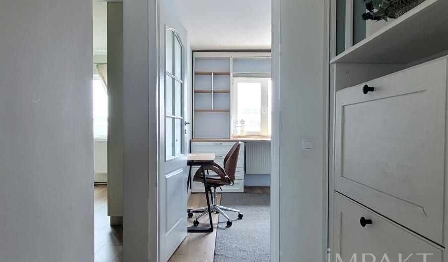 Apartament cu 3 camere decomandat, boxa – Intre Lacuri - Poză 5