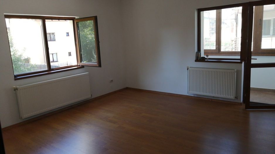 2 camere cu structura mare 65 mp utili - Poză 1