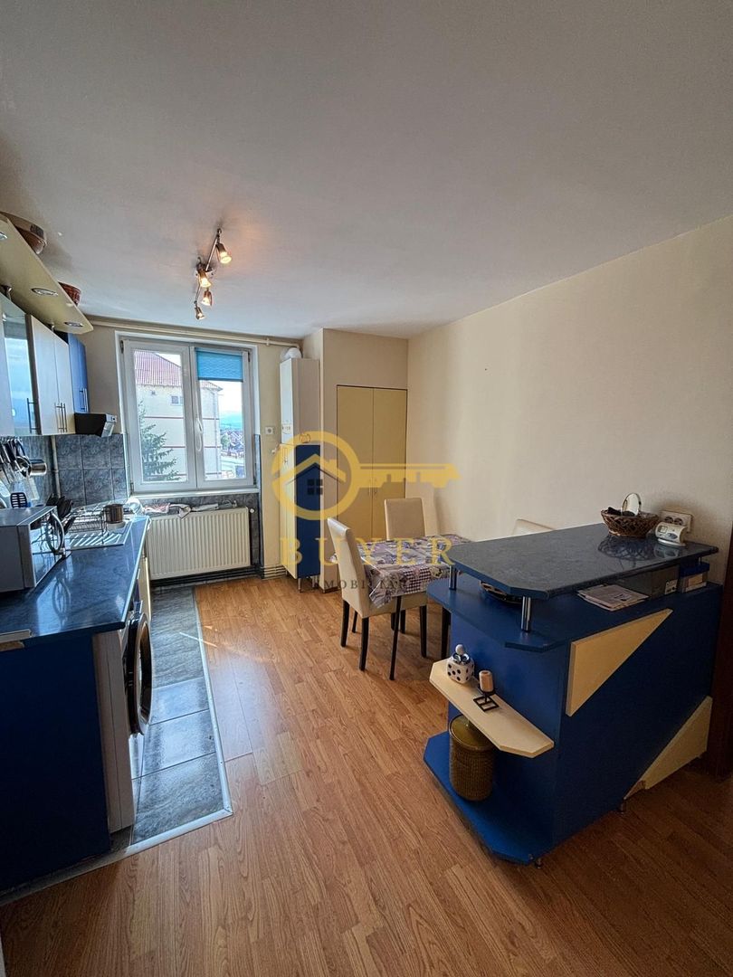 Apartament cu 2 cam la pret avantajos- etaj 4/5, balcon - Poză 3