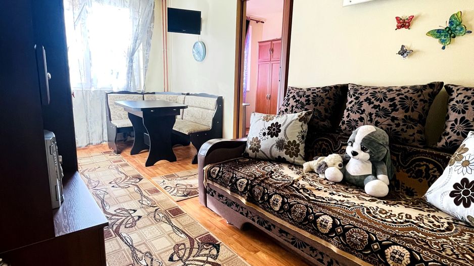 Apartament 2 Camere, Etaj 1,  Velența - Poză 1
