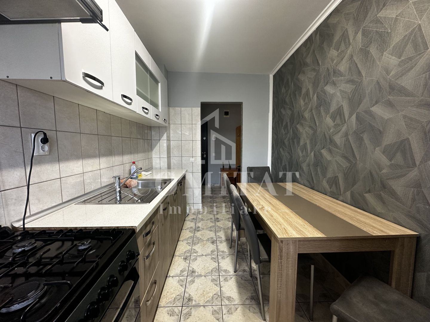 Apartament la etaj intermediar | Decomandat | Zona Eroilor - Poză 9