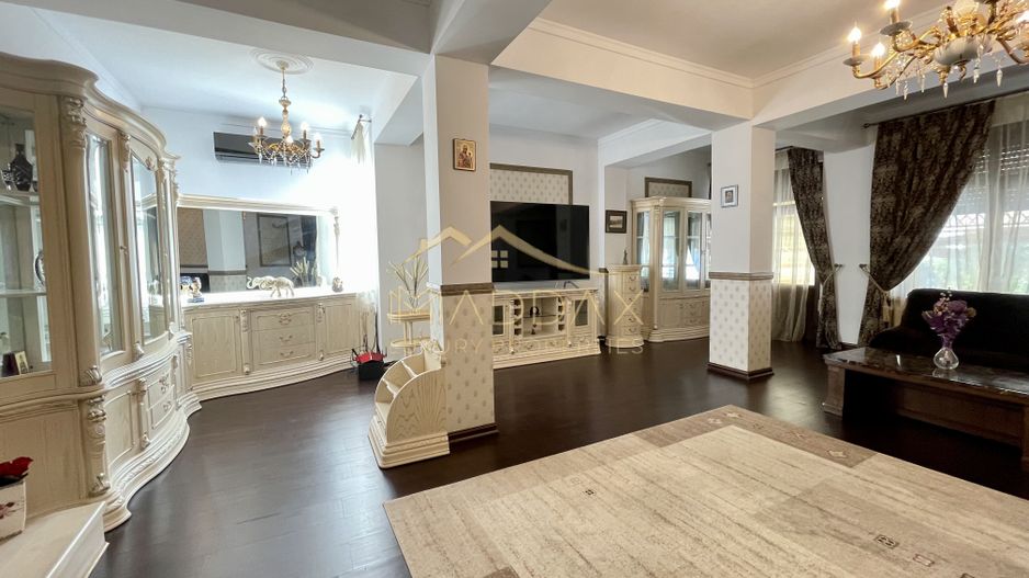 Vila 7 camere**Lake view**Ponton privat**Piscina**Teren 933 MP//Balotesti - Poză 11