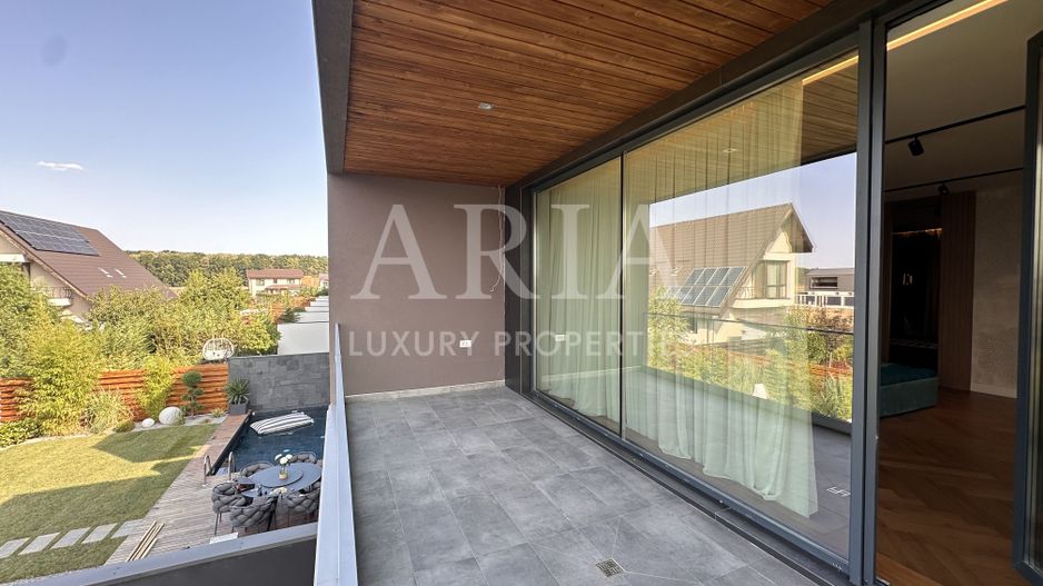 SMART VILLA - POOL - LUXURY GATED COMMUNITY - NEAR THE FOREST - Poză 13