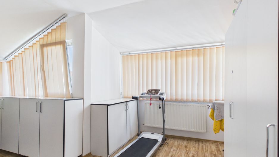 Apartament 3 camere, 105 mp, lift, Valea Cricovului – Drumul Taberei - Poză 9