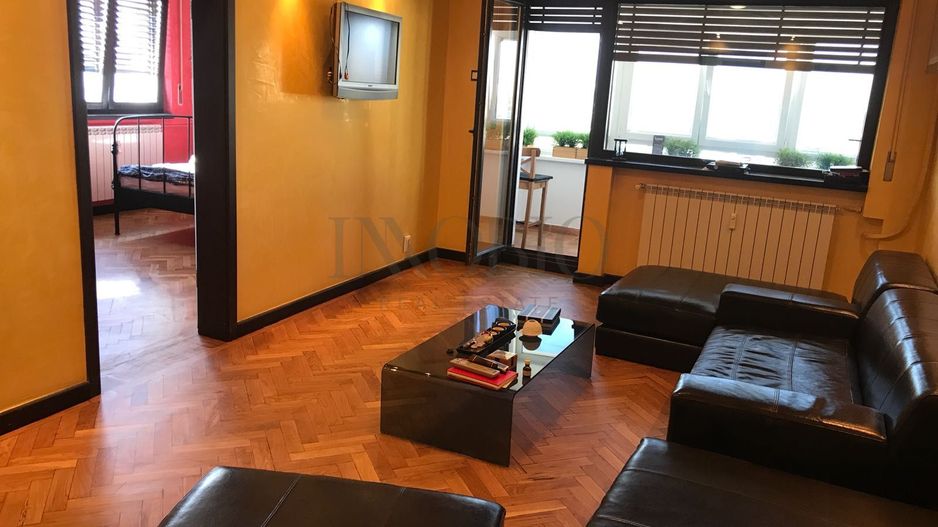 Apartament 2 camere | Bloc Reabilitat | 1 Mai - Poză 1