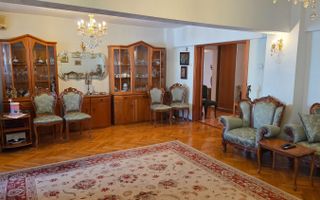 VANZARE 4 CAMERE | ZONA DECEBAL - Poză 2