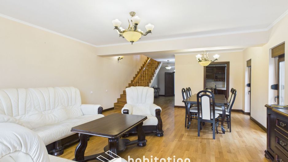 Tur virtual:  Duplex modern, luminos și spațios cu garaj – zona Lunei - Poză 2