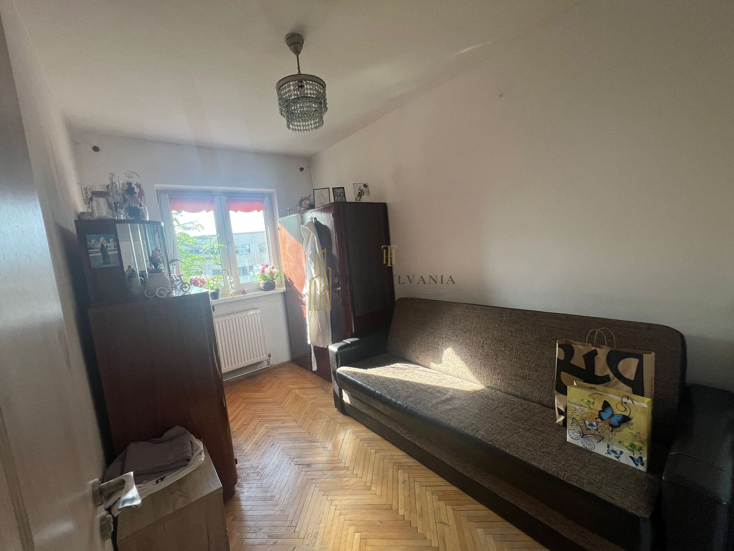 Apartament 3 camere, decomandat - Poză 4