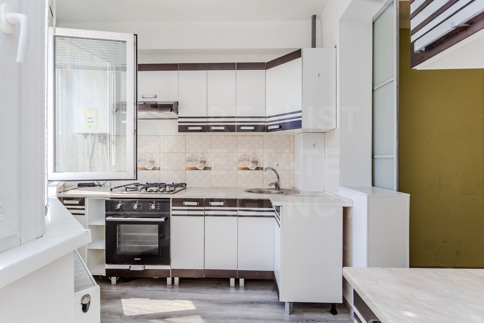 Vânzare, apartament 1 cameră, str.  Alba Iulia , Buiucani - Poză 2