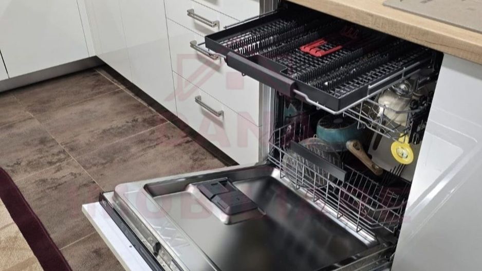 APARTAMENT DE ÎNCHIRIAT PREMIUM \4 CAMERE ÎN REȘIȚA \ZONA MICRO IV - Poză 4