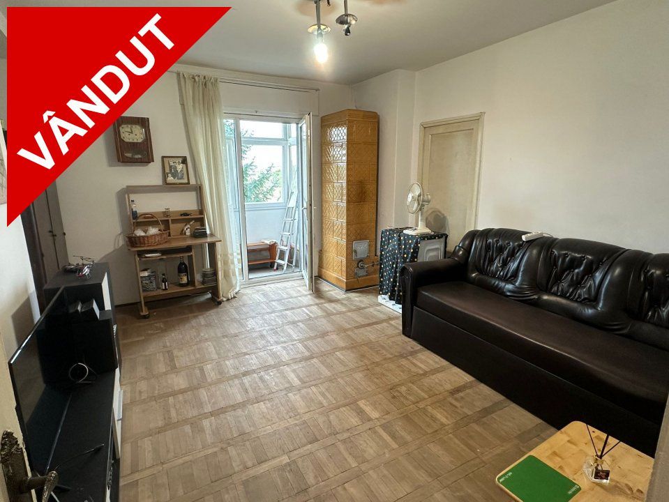 Apartament 2 cam decomandat, 56 mp + boxă, Sector 1 – renovare completă - Poză 1