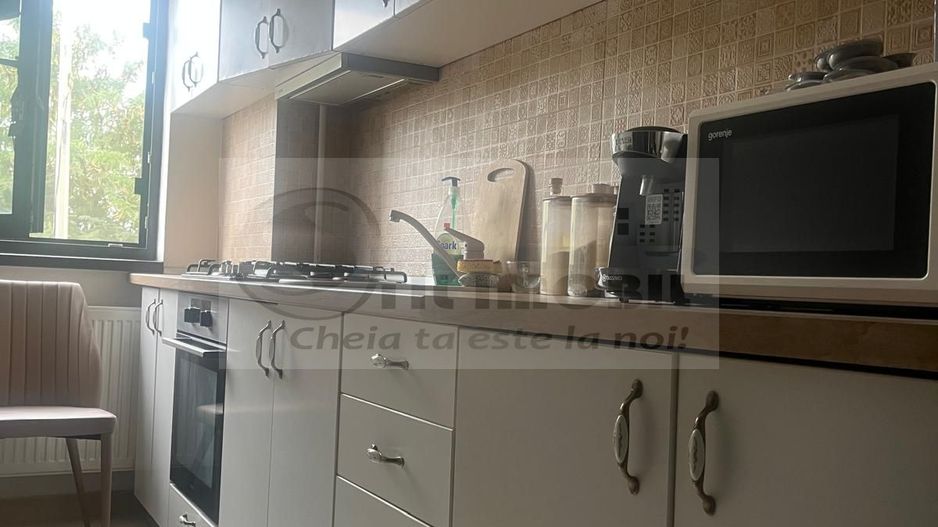 Apartament 2 camerer decomandat COPOU- 499 EURO - Poză 1