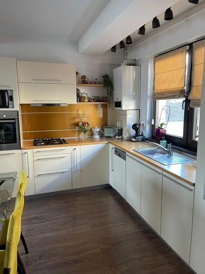 Apartament premium cu 2 camere, balcon generos, aproape de centru. - Poză 5