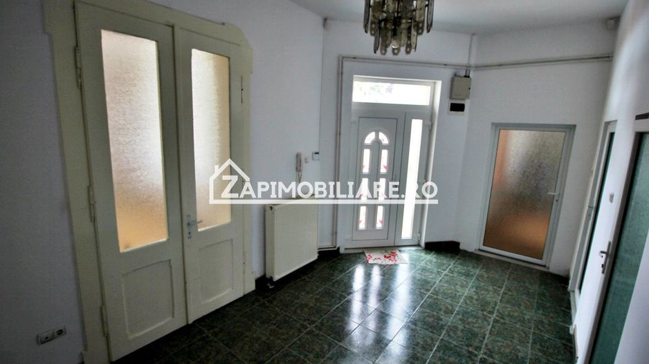 Casa 5 camere,3 băi,180 mp.teren 371 mp.Central - Poză 5