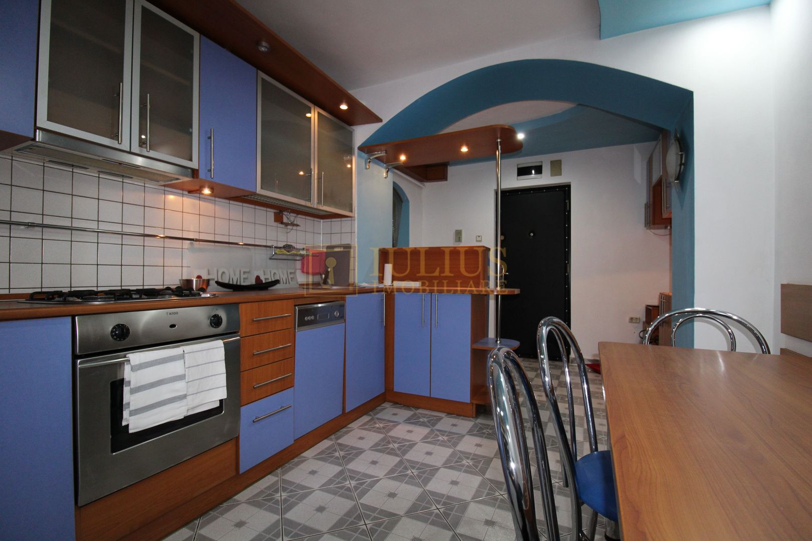 Simion Barnutiu, 2 camere, centrala proprie. - Poză 9