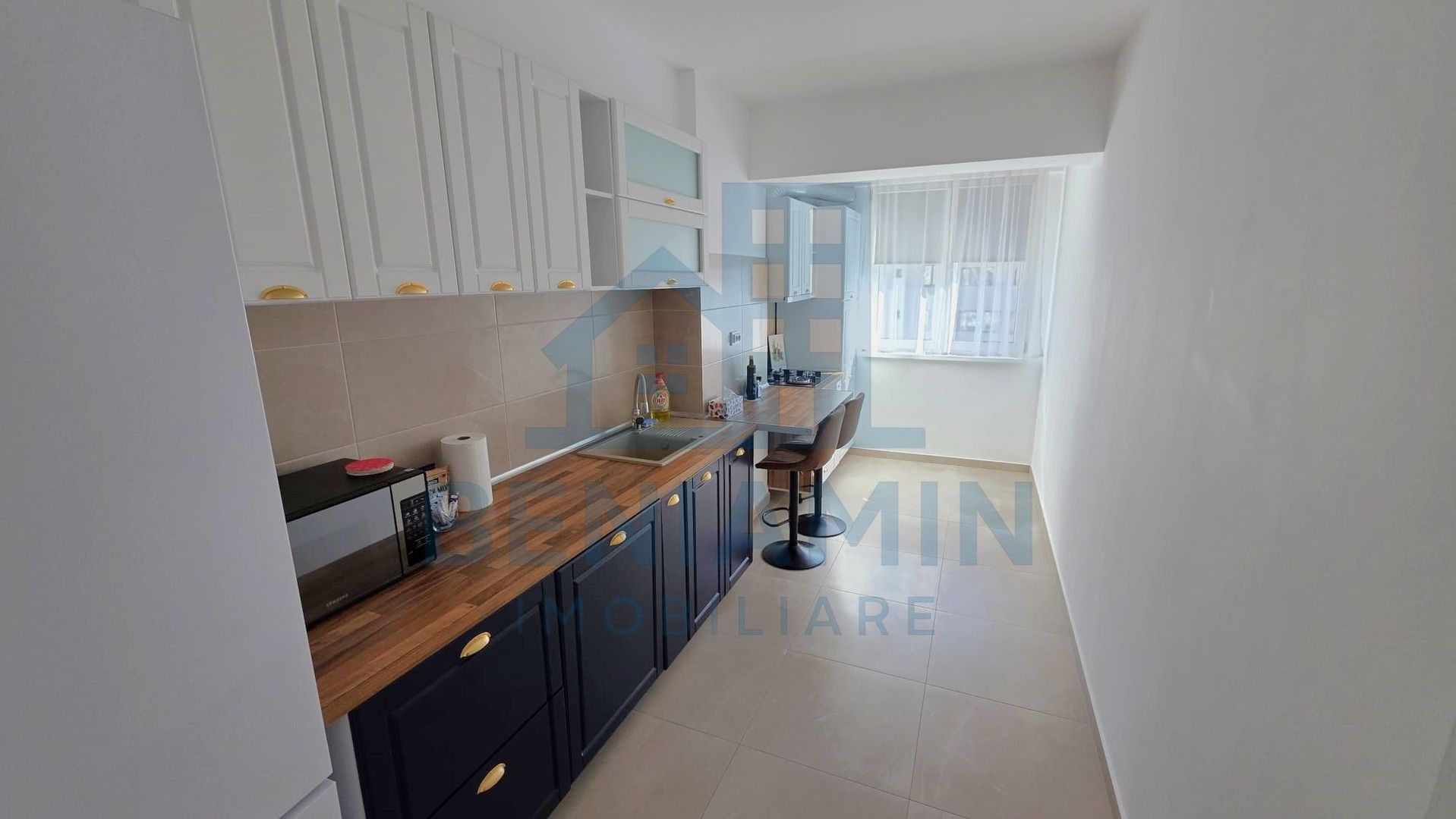 3 camere - mobilat - utilat - 2bai - 84mp - Calea Bucuresti - Happy - Poză 5