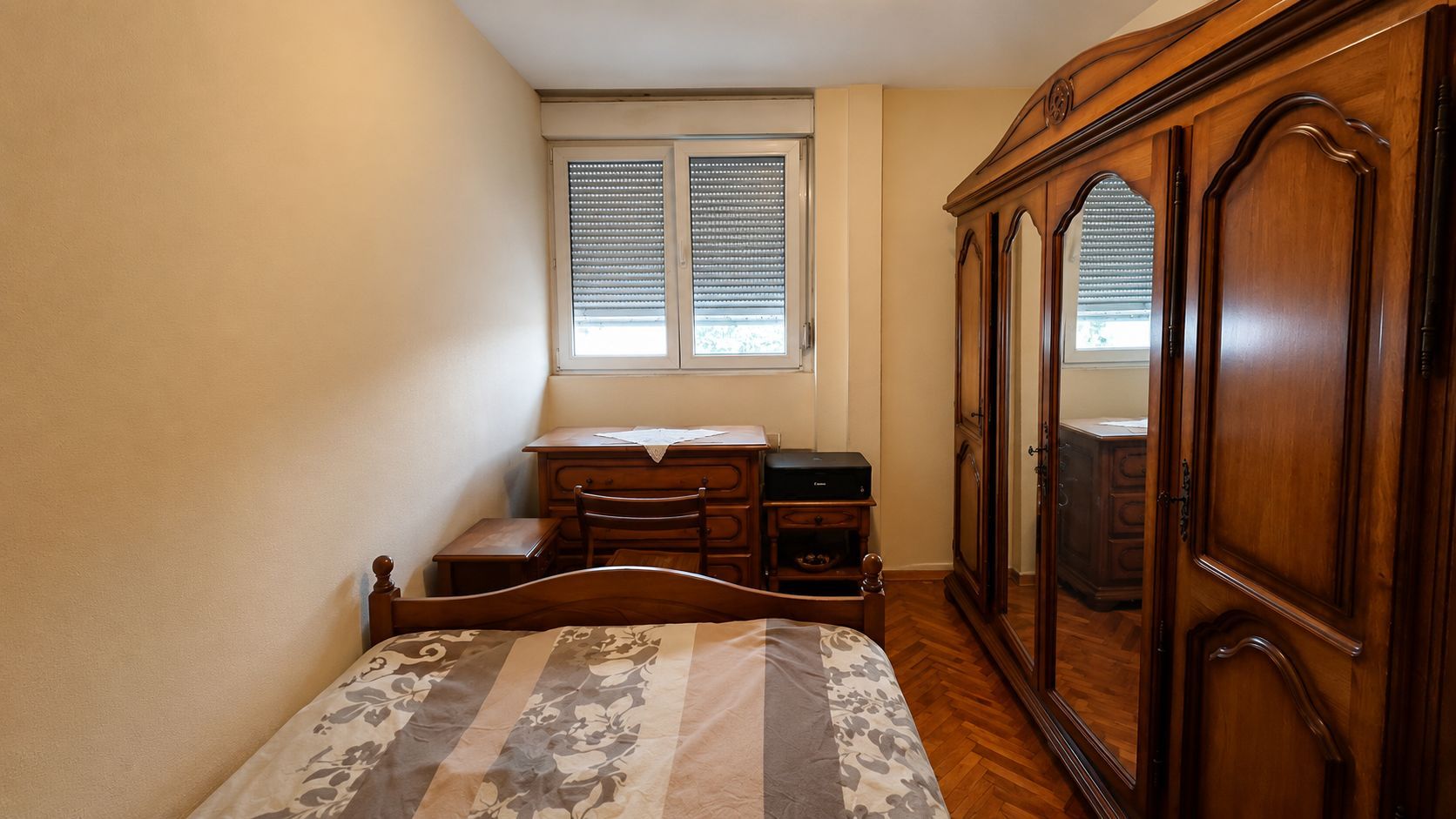 Apartament 3 camere | Complex Studentesc | 2 dormitoare | Centrala Proprie - Poză 13