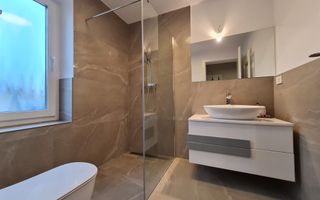 Casă ultrafinisata in zona Parcului central Dumbravita - Poză 12