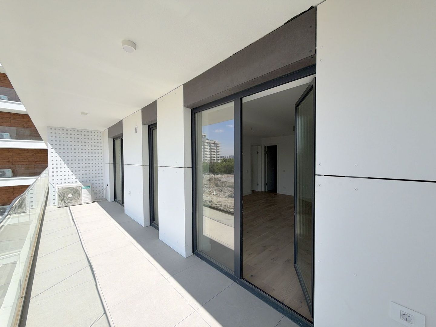 Apartament 2 camere  The Level |  Piata presei libere |  Parcare subterana - Poză 7