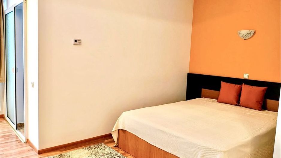 Garsonieră 45 mp cu grădină proprie, centrală, bloc tip vilă - Poză 2