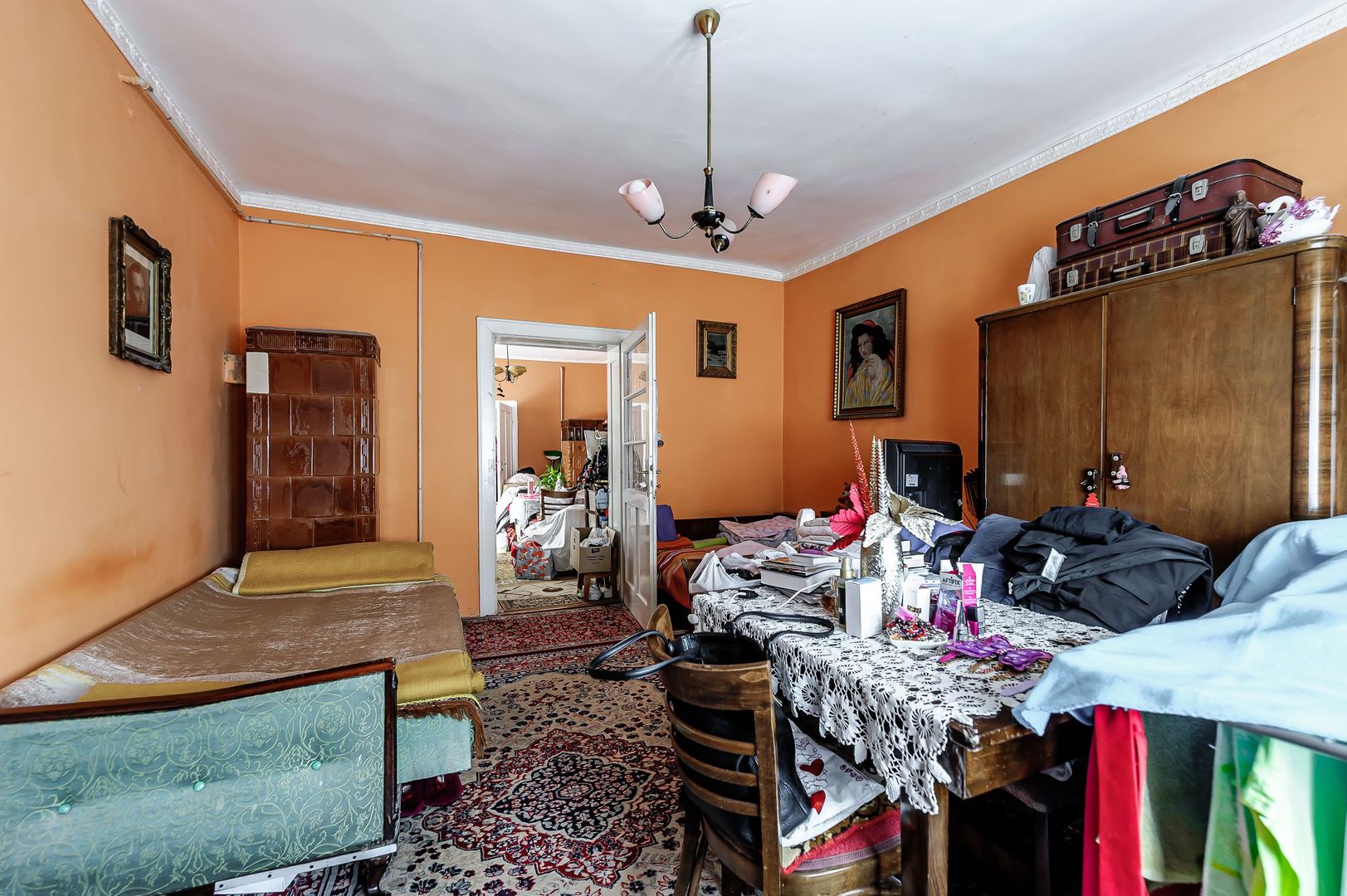 Ocazie Casa veche cu teren generos de 1095 mp in Parneava - Poză 5