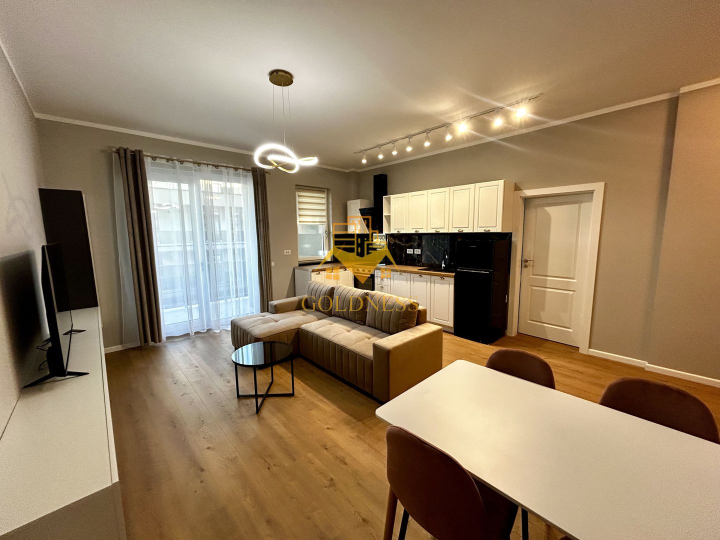 2 camere open space, Parcare, Prima Inchiriere,Vivo, Floresti - Poză 1