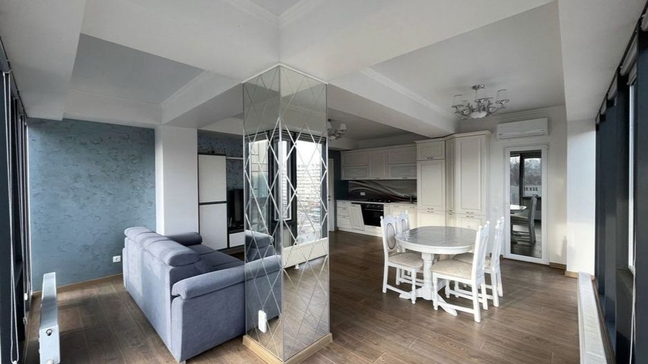 Apartament Estate Tower - Poză 3