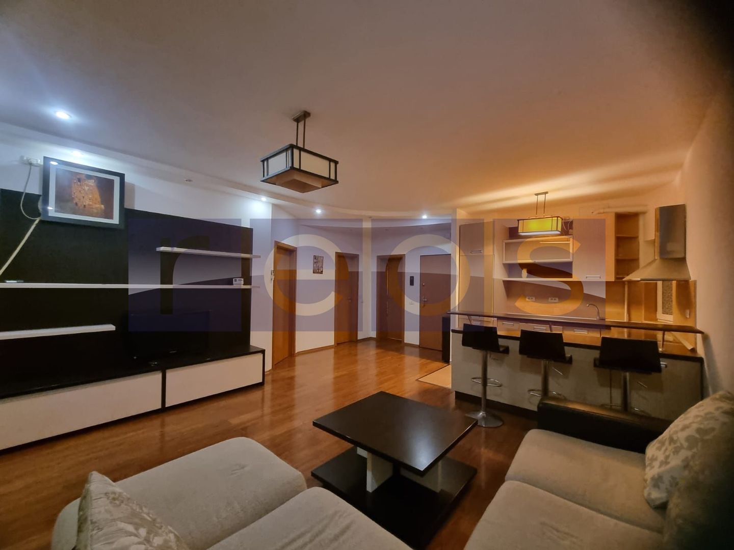 VANZARE 3 CAMERE -TIMPURI NOI -VITAN - Poză 3