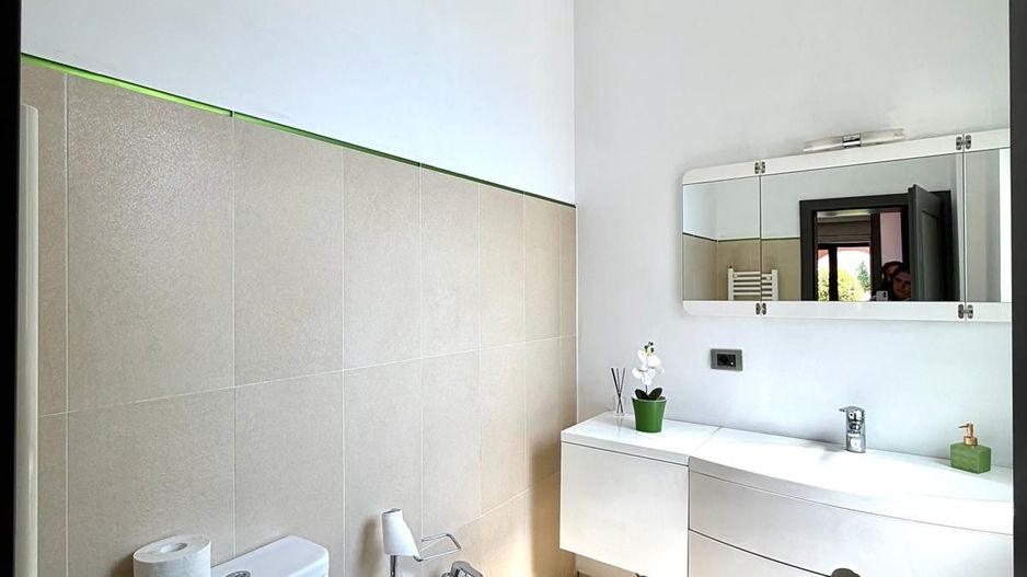 Vila cu 4 camere cu lift, jacuzzi și terasă panoramică tip penthouse - Poză 7