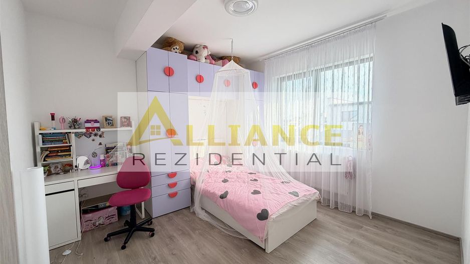casa de vanzare || mobilata utilata || 4 camere - Poză 9