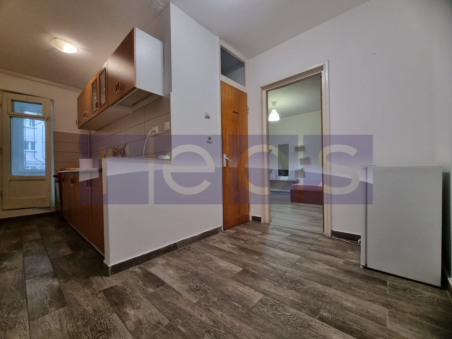 VANZARE - GARSONIERA -TINERETULUI - Poză 5