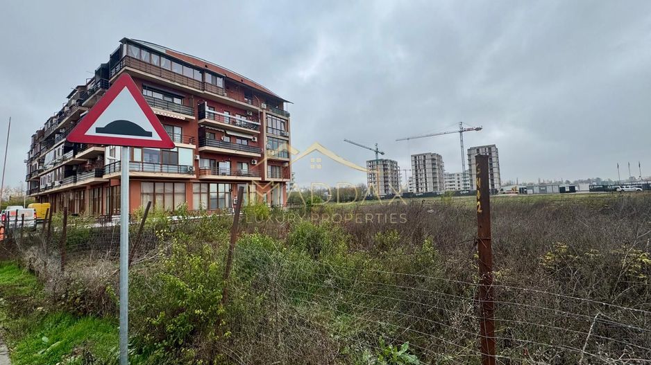 Teren Intravilan *500mp* / P+2 // Straulesti - Poză 4