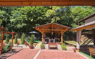 Vila  Frumoasa , individuala ,Sibiu ,7 camere , 5 Bai , mobilata ,utilata - Poză 54