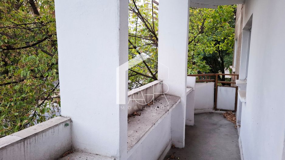 Apartament cu 2 camere de vanzare, zona Central - Poză 11