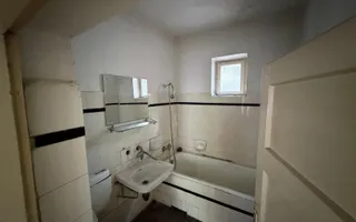 Casă de vânzare renovabilă | Gruia | Teren 380 mp | Front la 2 străzi - Poză 19