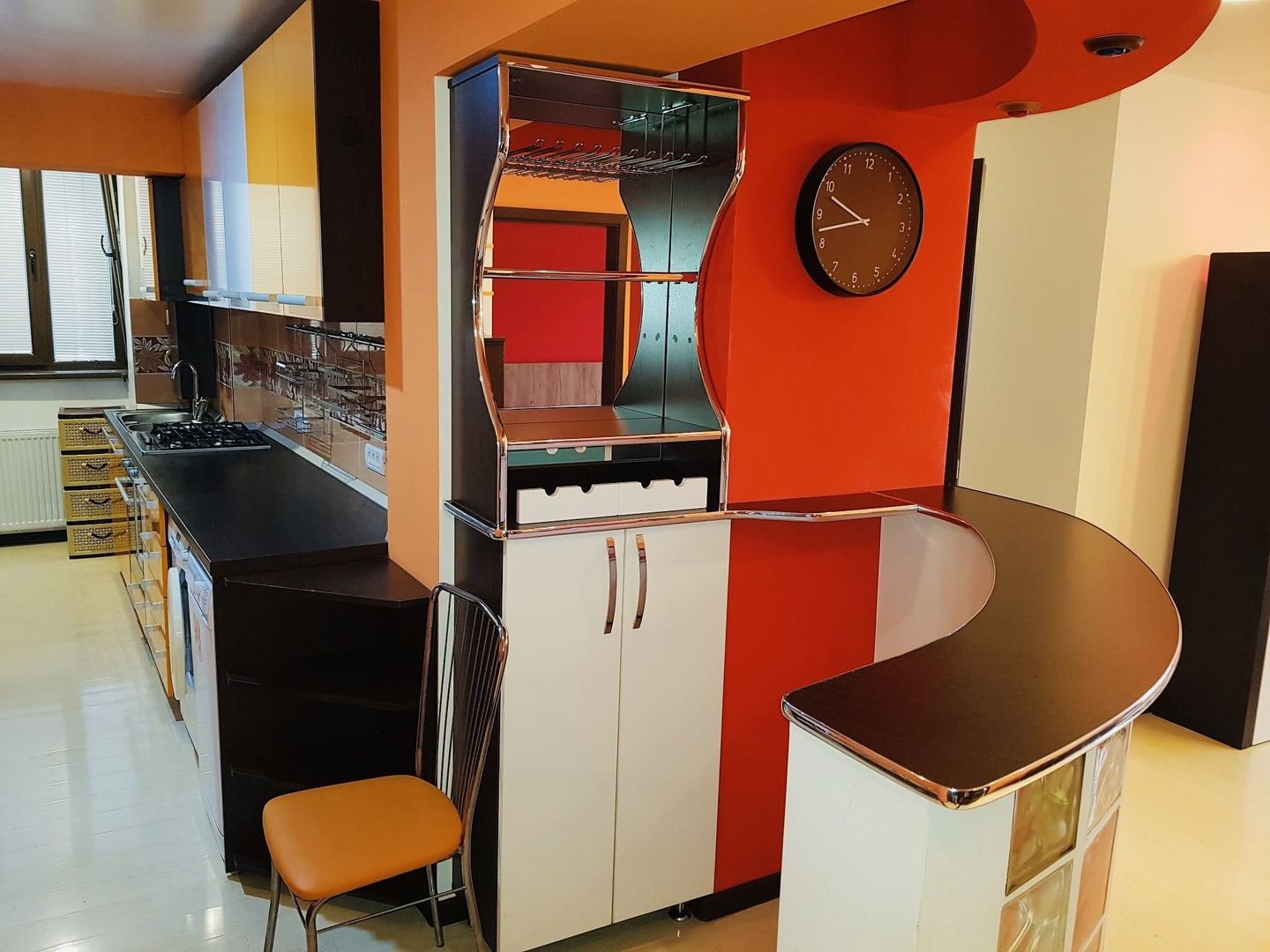 APARTAMENT  MOBILAT SI UTILAT COMPLET - Poză 6