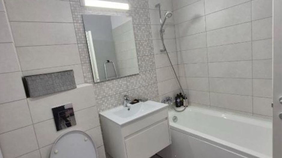 GARSONIERA RAHOVA, BLOC NOU, CENTRALA PROPRIE, LOC PARCARE, MODERN - Poză 8