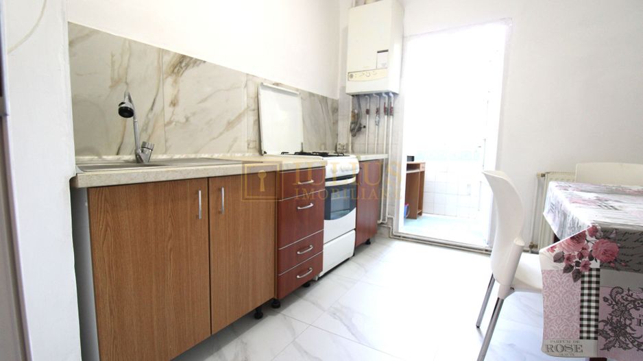 Apartament in zona Soarelui - Poză 8
