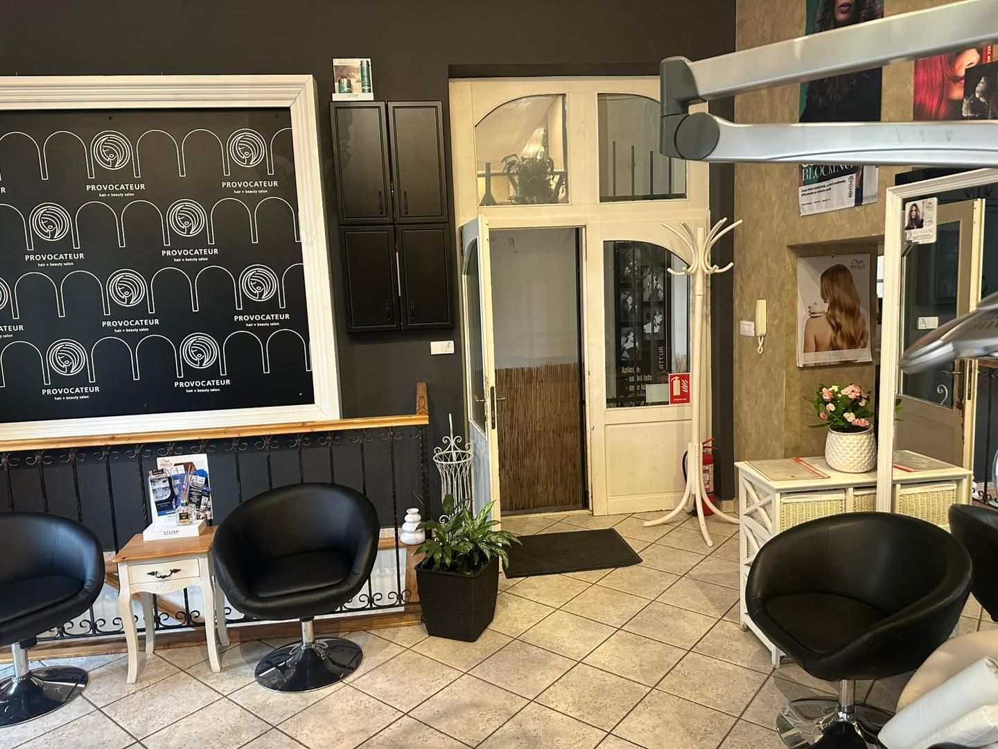 Spațiu comercial, ultracentral 125 mp – Oradea, Piața Unirii. 309 00 E - Poză 10