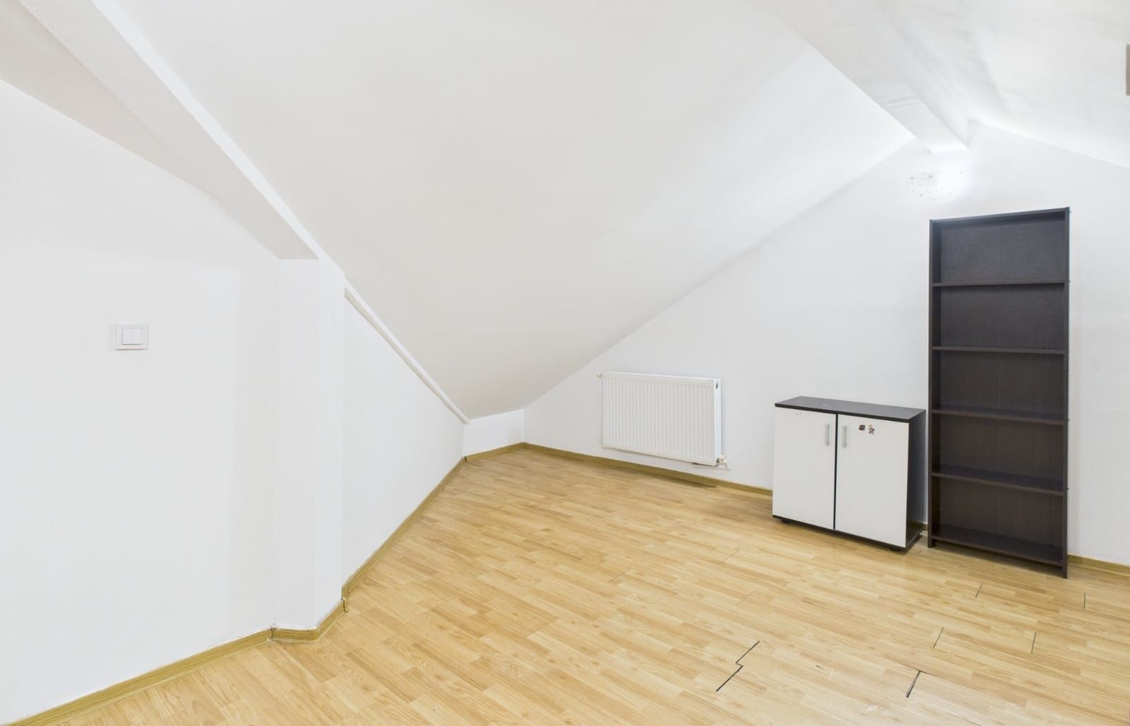Apartament 1 cameră cu balcon și pod compartimentat | Dâmbovița, Timiș - Poză 12