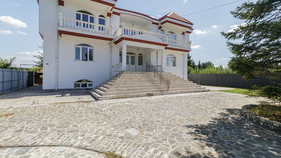 Domeniu privat 5.000 mp, cu reședință de 625 mp și piscină, Corbeanca - Poză 18