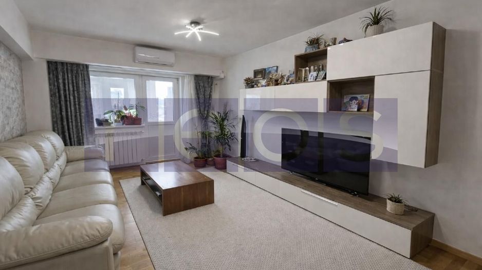VANZARE 3 CAMERE | ZONA DECEBAL - Poză 1