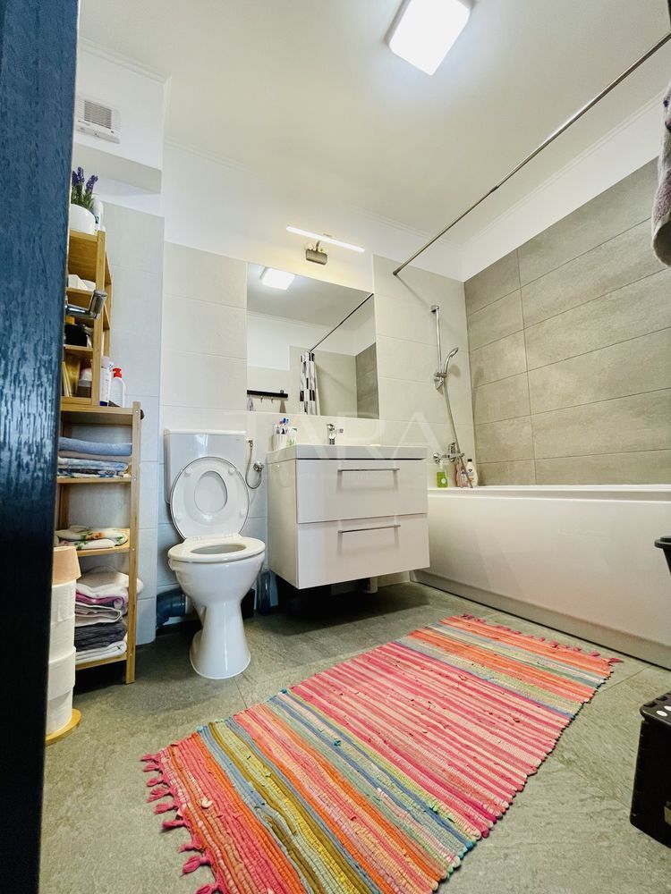 Apartament modern 3 camere cu parcare subterană și terasă. - Poză 1