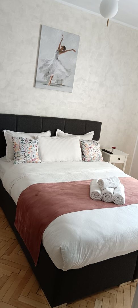 Apartament de închiriat, zonă centrală - Poză 2