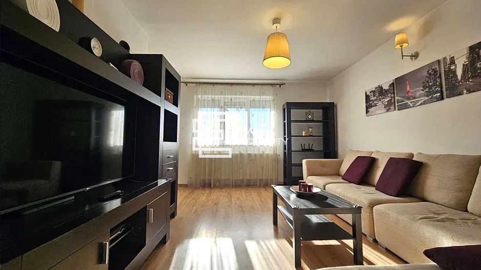 Casa tip triplex 4 camere, teren 84 mp, garaj - zona Turnisor -Sibiu - Poză 2