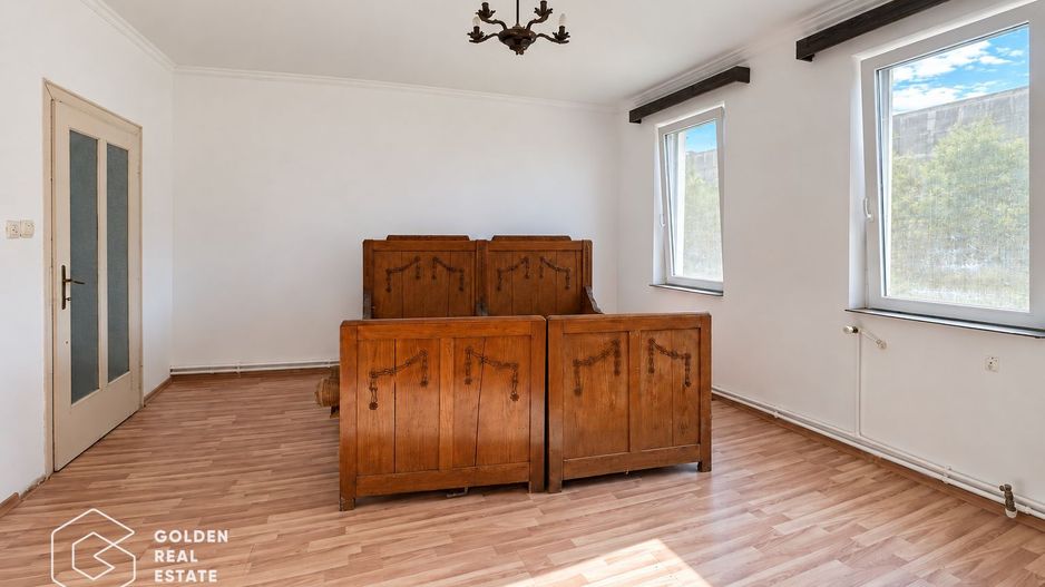 Teren intravilan de 1.555 mp cu constructie, Sebis, jud. Arad - Poză 6